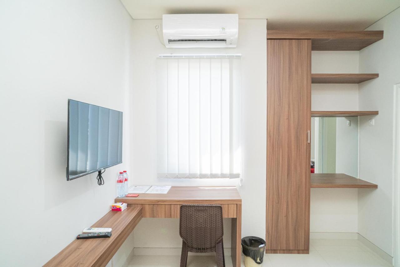 Reddoorz Plus @ Jalan Pemuda Timur Bojonegoro Exterior photo